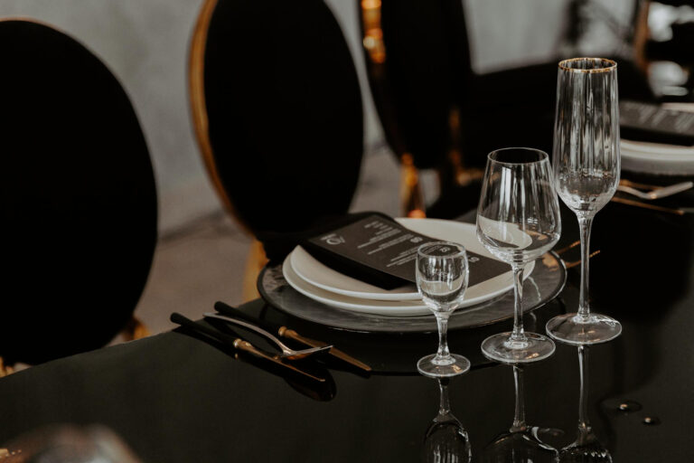 Kolacja degustacyjna jako event Premium – sztuka kulinarnego doświadczenia