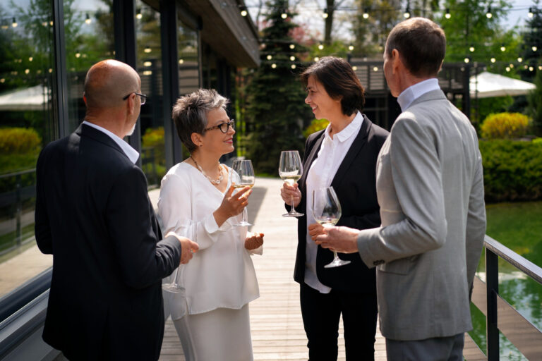 Garden party dla firm – elegancki sposób na integrację zespołu